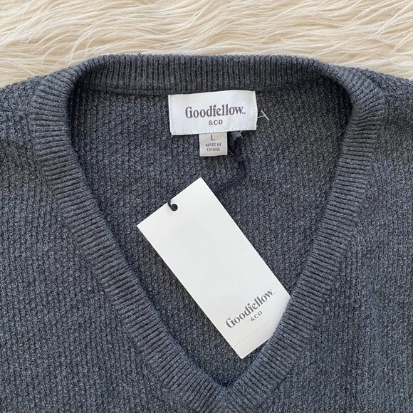 Goodfellow & Co Gray Thermal Textured V-Neck Pullover Long Sleeve Sweater Shirt - Picture 8 of 8